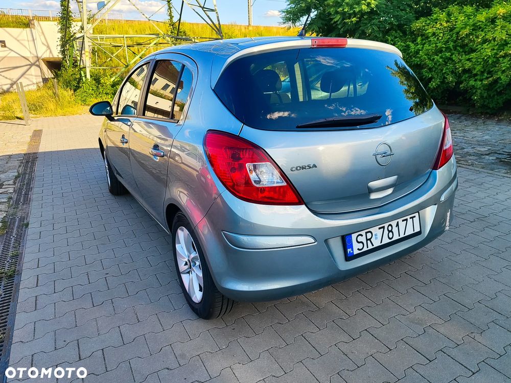 Opel Corsa 1.4 16V Energy - 14