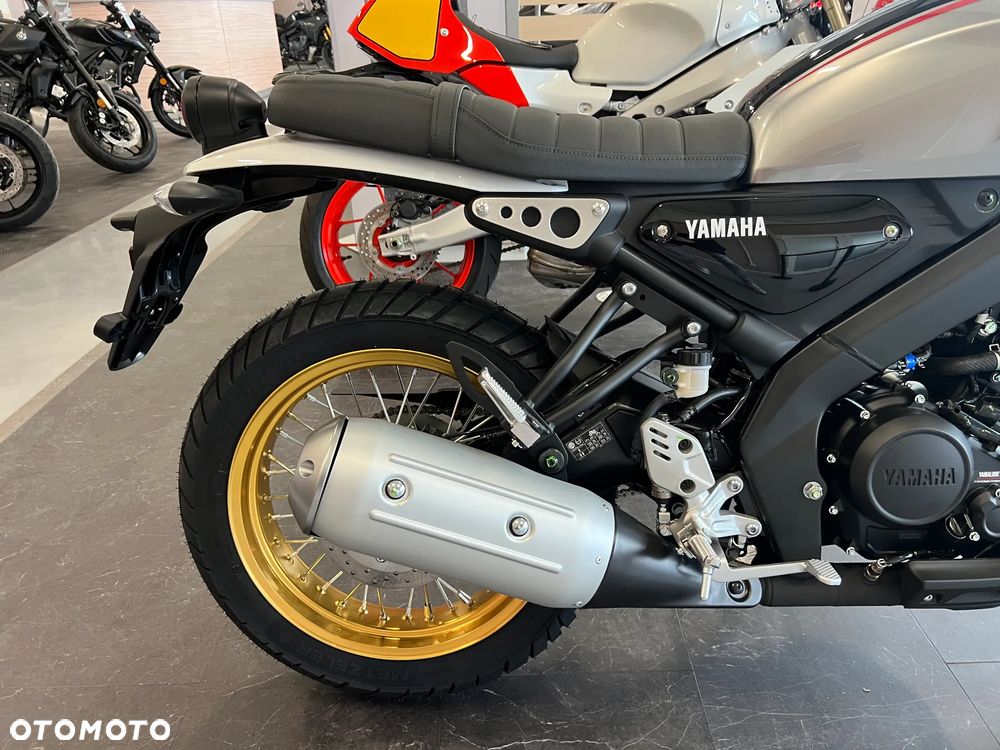 Yamaha XSR - 3
