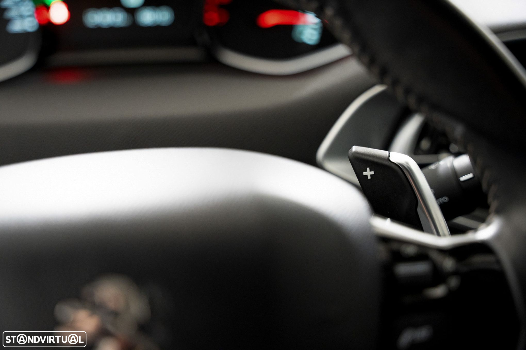 Peugeot 308 1.2 PureTech Allure EAT8 - 12