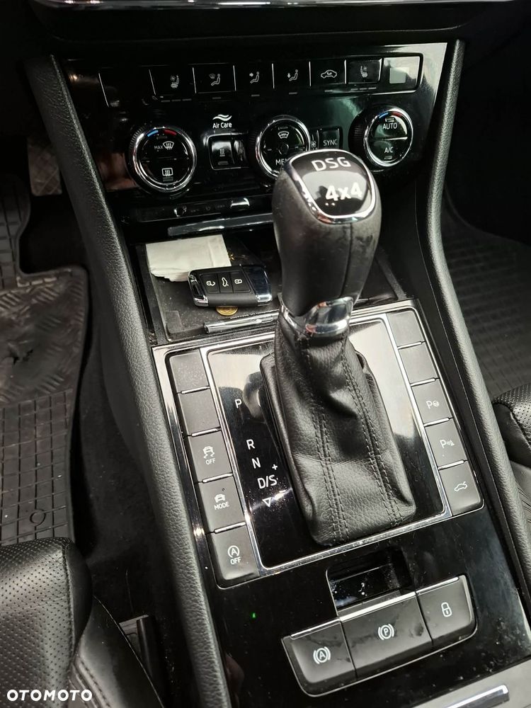 Skoda Superb 2.0 TDI 4x4 Active DSG - 32