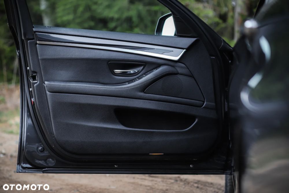 BMW Seria 5 520d - 9