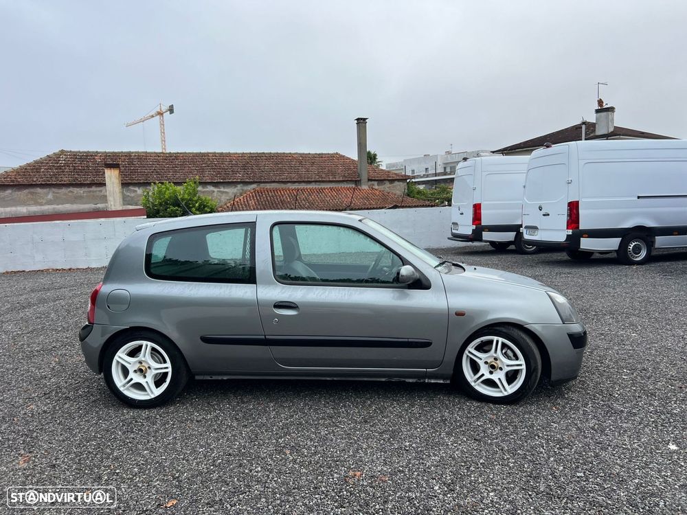 Renault Clio 1.5 dCi - 10