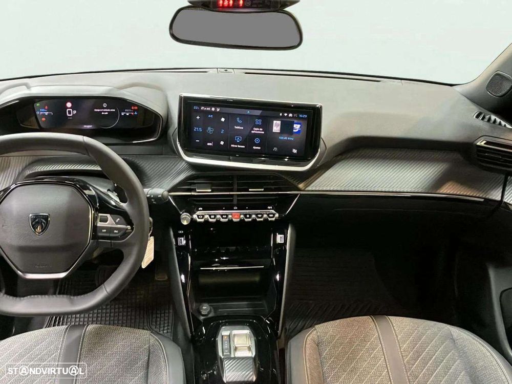 Peugeot 2008 1.2 PureTech Allure EAT8 - 9