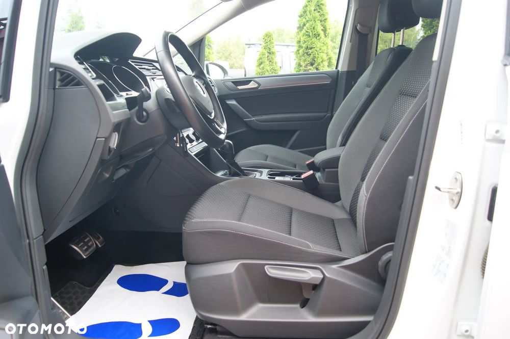Volkswagen Touran 2.0 TDI SCR DSG ACTIVE - 13