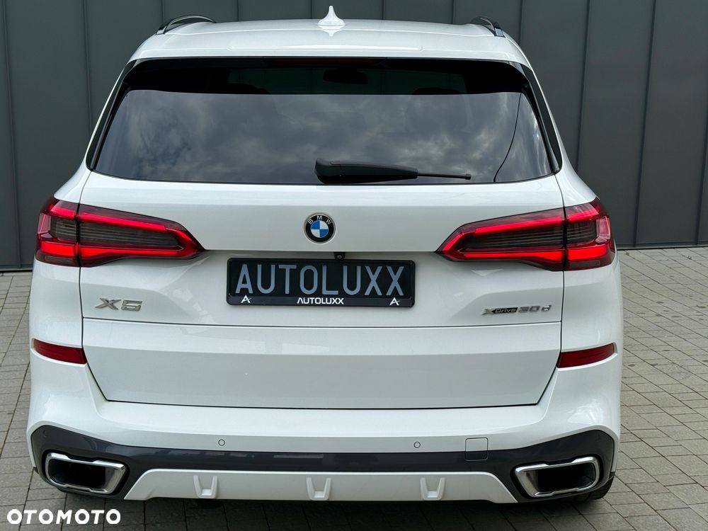 BMW X5 xDrive30d sport - 25