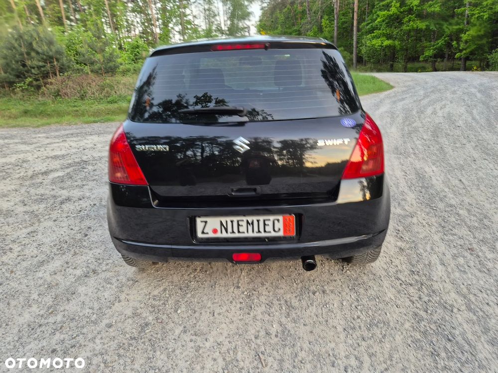 Suzuki Swift - 16