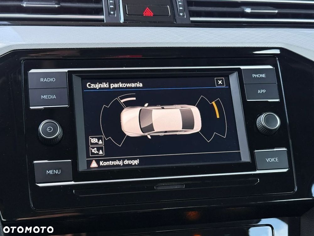 Volkswagen Passat 1.5 TSI EVO Business DSG - 28