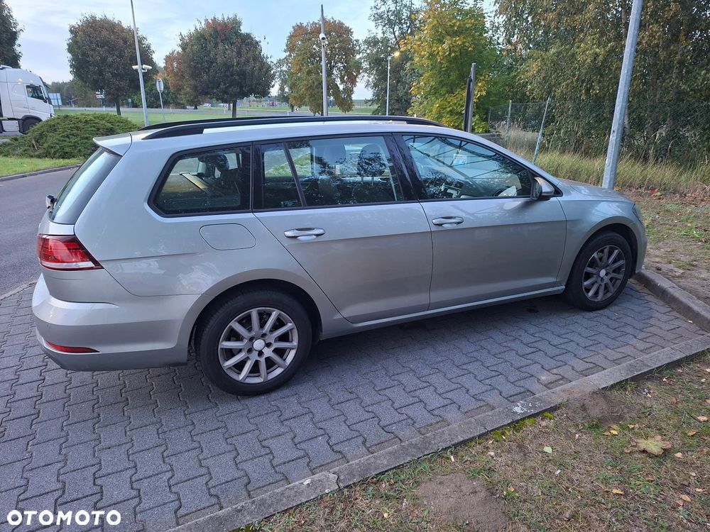 Volkswagen Golf 1.6 TDI BMT Trendline - 5
