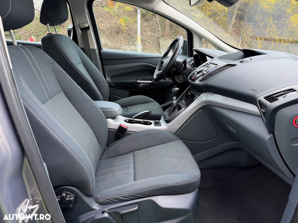 Ford Grand C-Max - 7