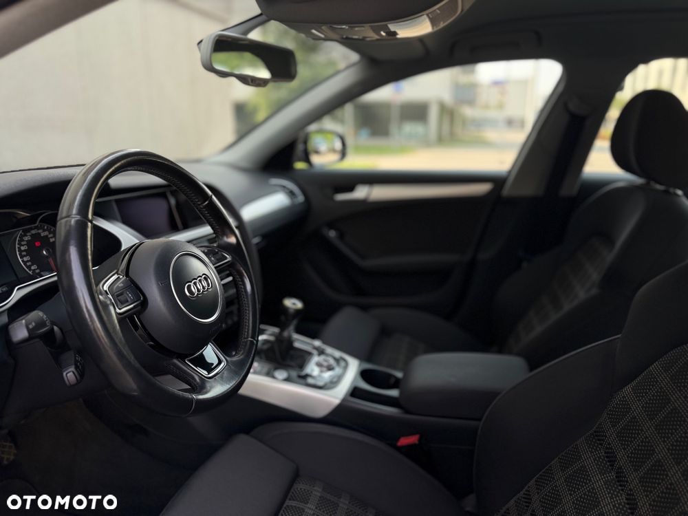 Audi A4 Avant 2.0 TDI DPF clean diesel quattro Ambiente - 7