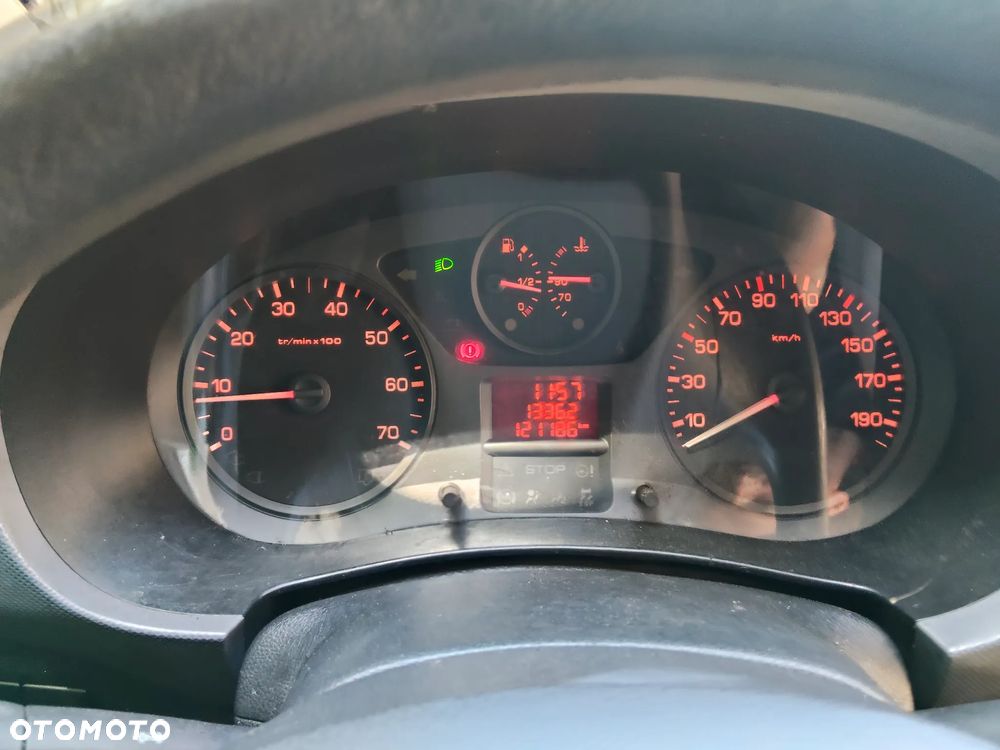 Peugeot Partner 90 Tendace - 27