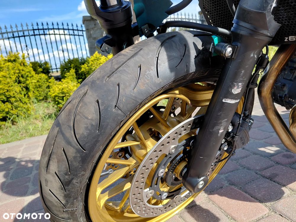 Kawasaki Z 650 RS - 11