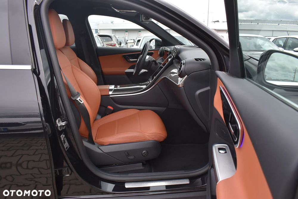 Mercedes-Benz GLC 300 d mHEV 4-Matic Avantgarde - 16