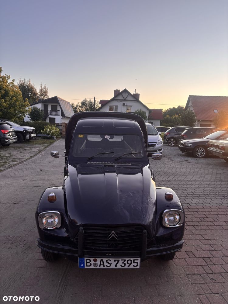 Citroën 2 CV - 6