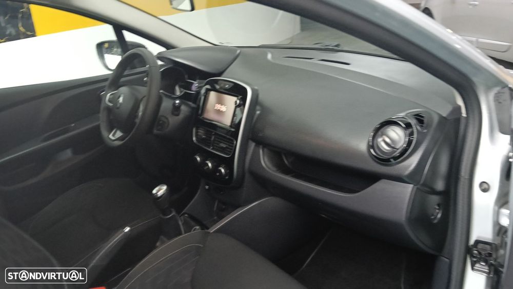 Renault Clio Sport Tourer 0.9 TCe Limited Edition - 29