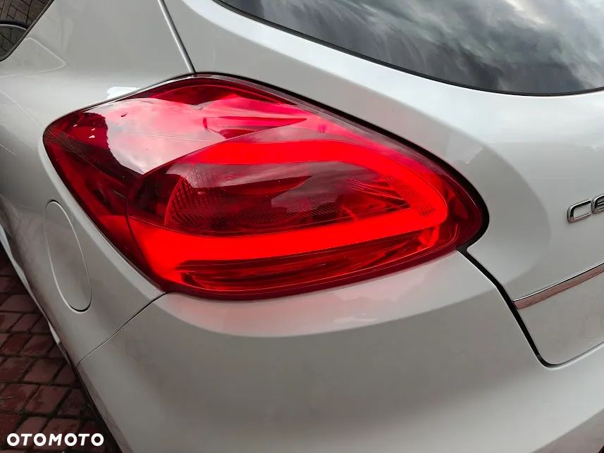Kia Ceed 1.6 T-GDI GT - 9