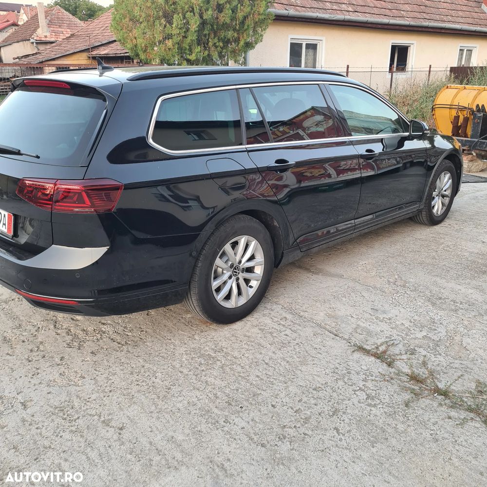 Volkswagen Passat 2.0 TDI SCR Trendline - 17