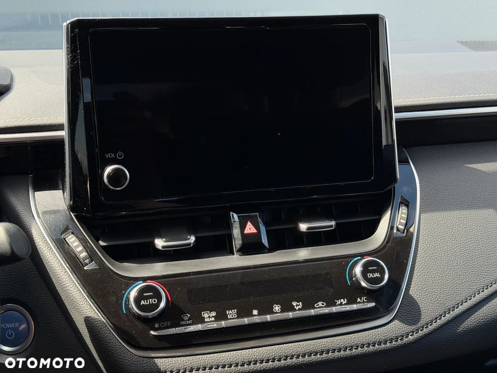 Toyota Corolla 1.8 Hybrid GPF Executive - 17