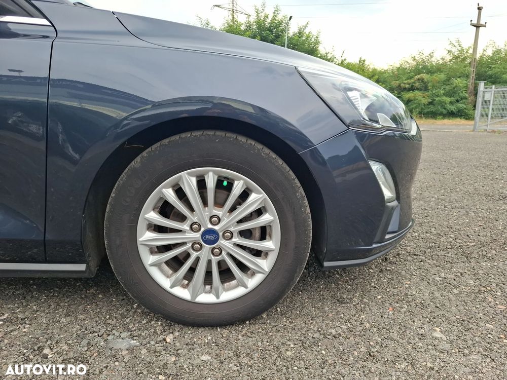 Ford Focus - 16