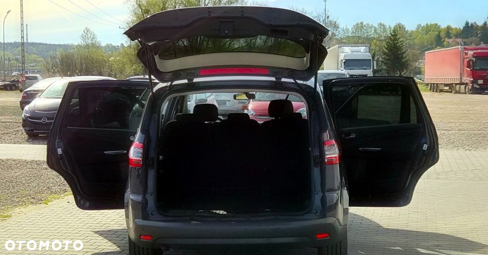 Ford S-Max - 20