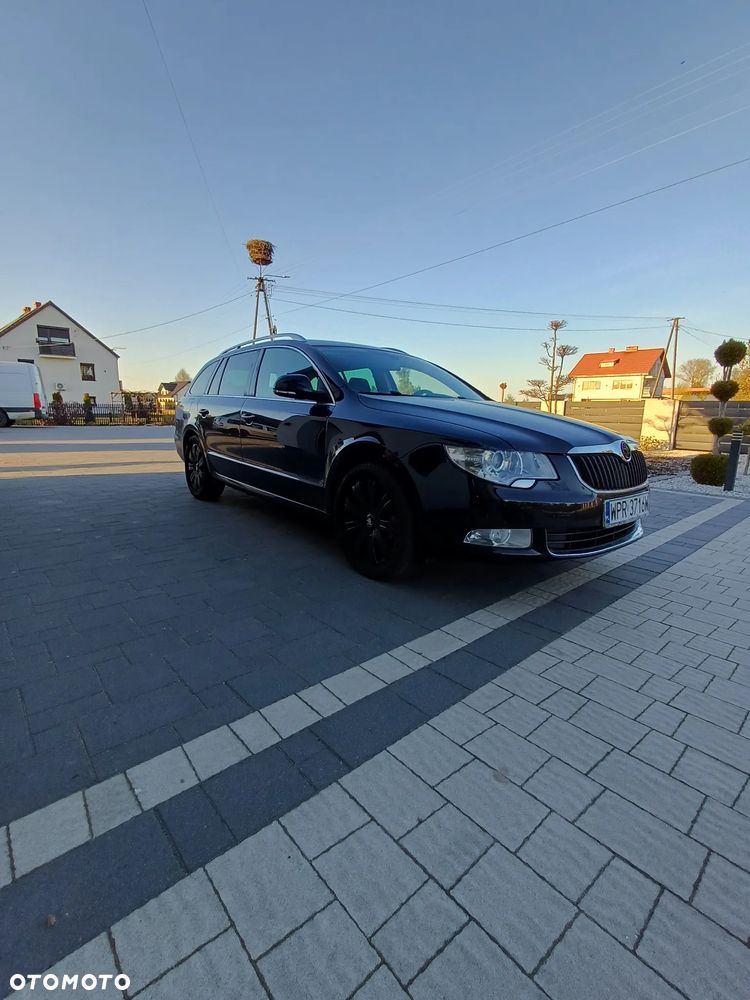 Skoda Superb 2.0 TDI 4x4 DSG Ambition - 11