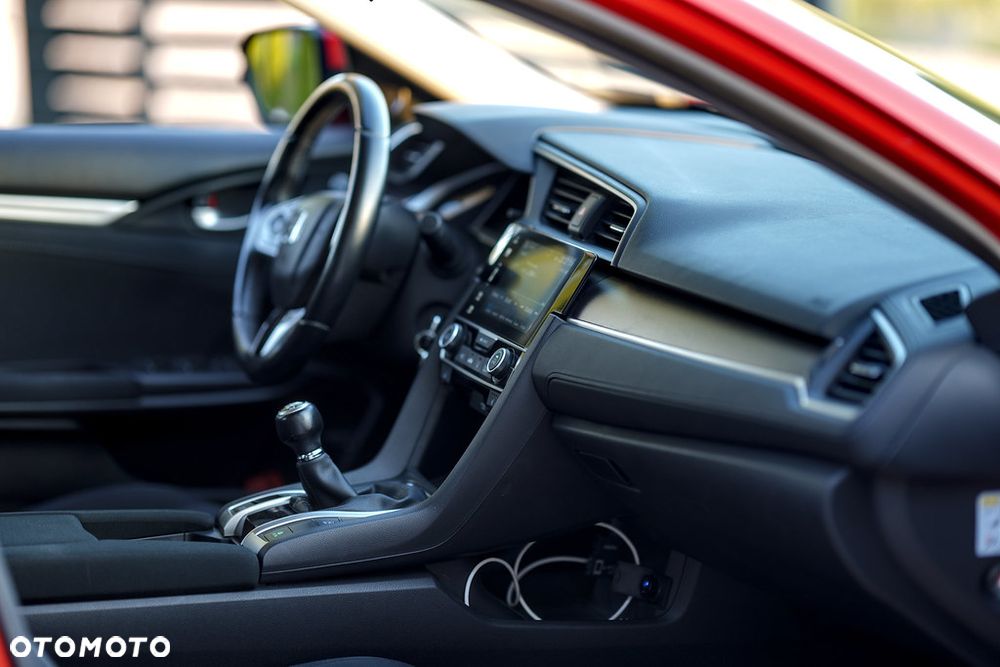 Honda Civic 1.5 i-VTEC Turbo Elegance - 17