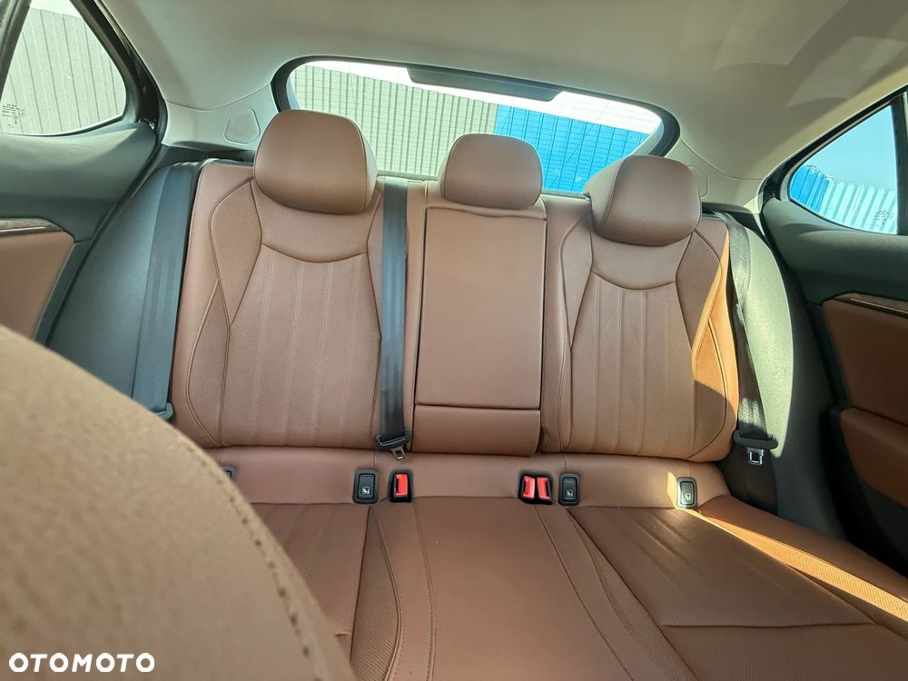 Skoda Superb 2.0 TDI SCR 4x4 L&K DSG - 19
