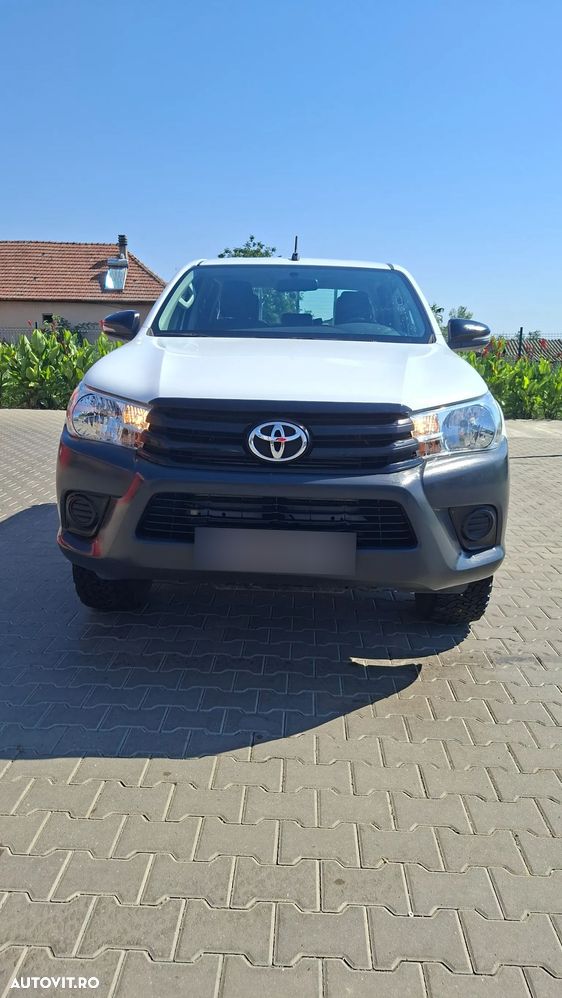 Toyota Hilux - 4