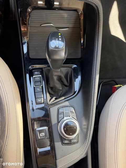 BMW X1 - 16