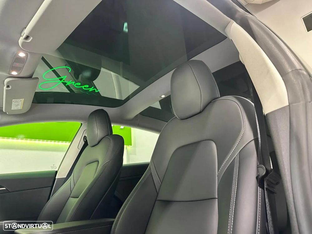 Tesla Model 3 Standard RWD Plus - 33
