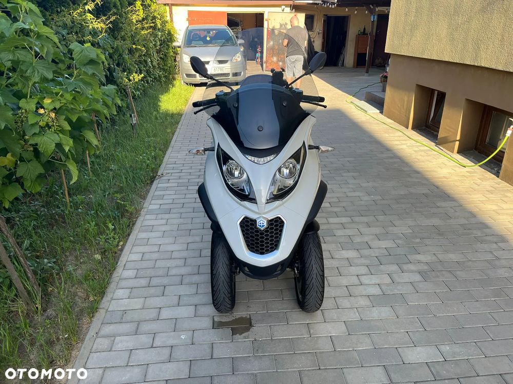 Piaggio MP-3 - 19