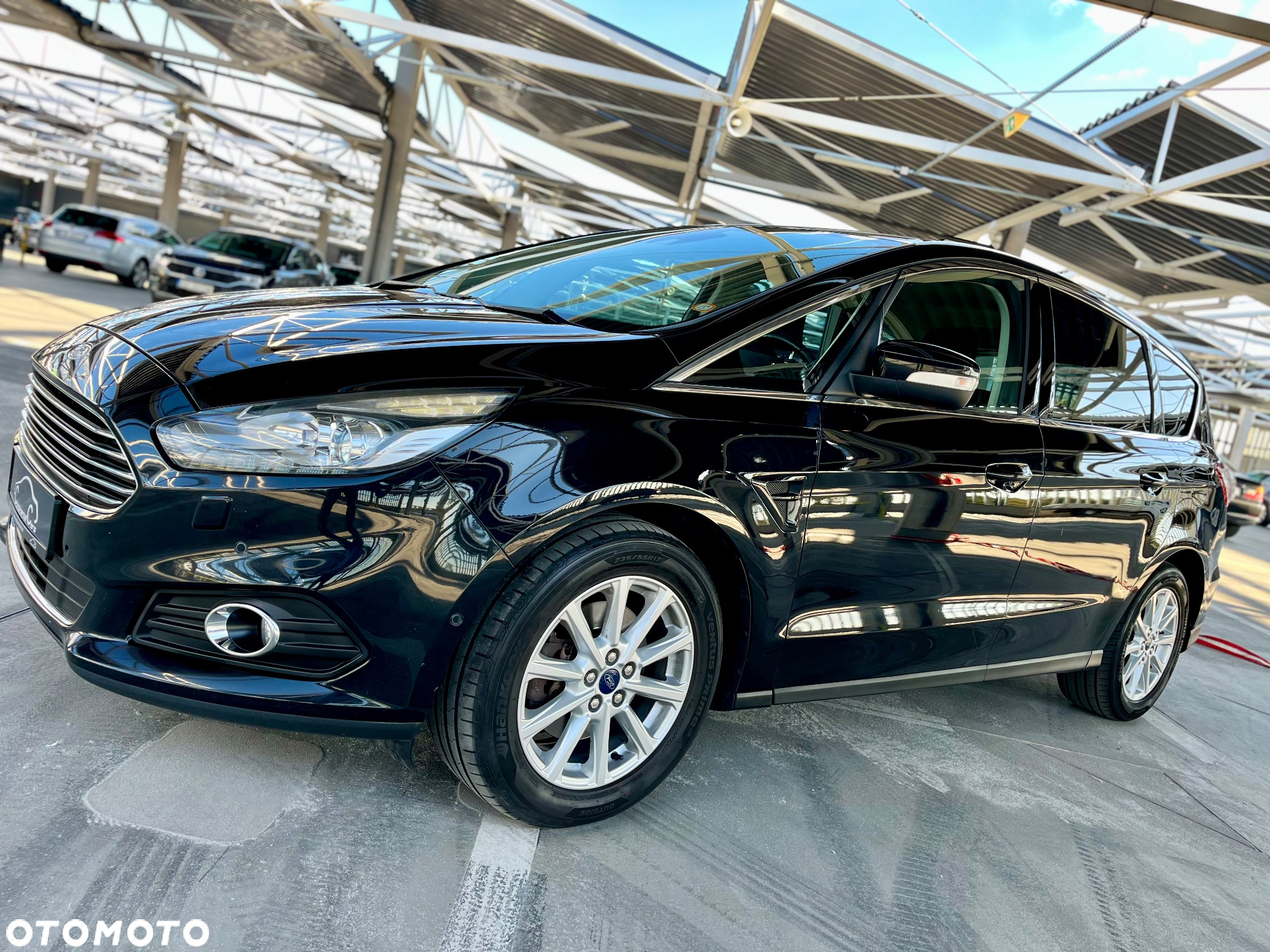Ford S-Max - 13