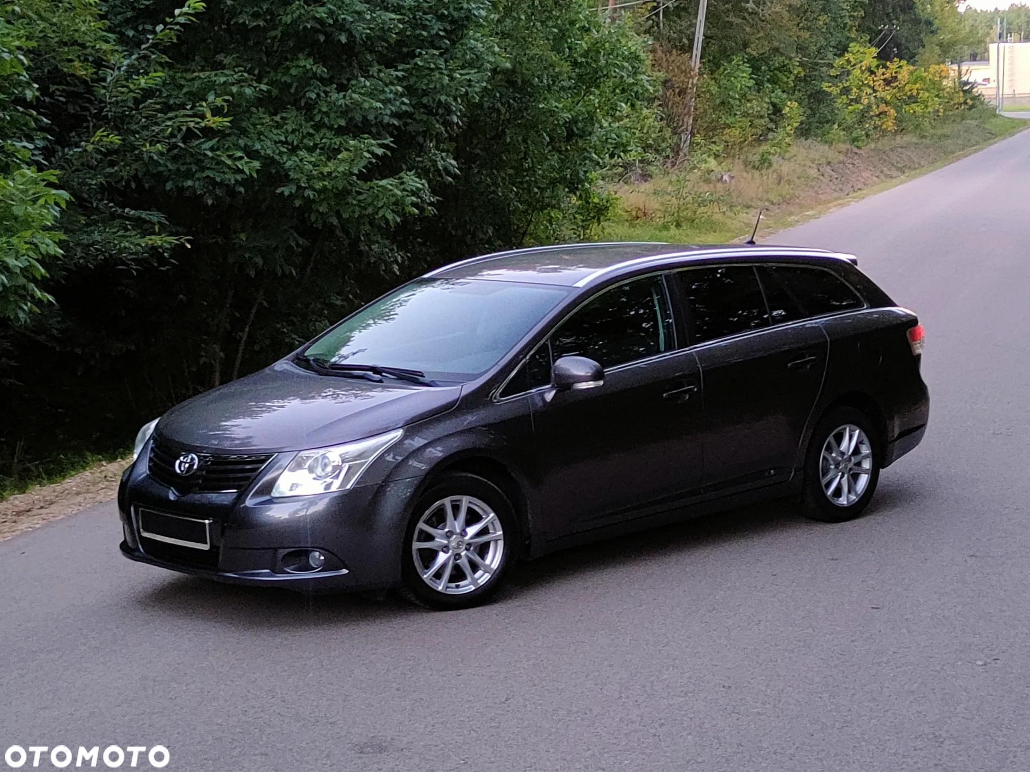 Toyota Avensis 1.8 Sol plus NAVI - 33