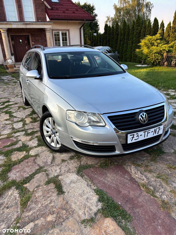 Volkswagen Passat 2.0 FSI Comfortline - 6