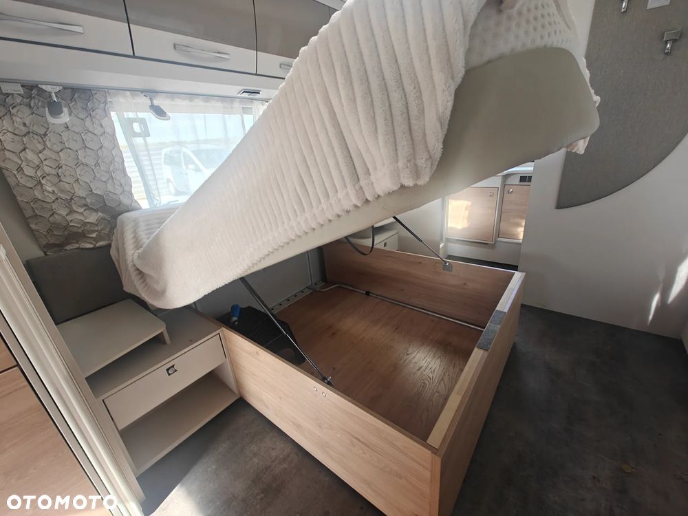 Dethleffs Nomad 650 RQT - 18