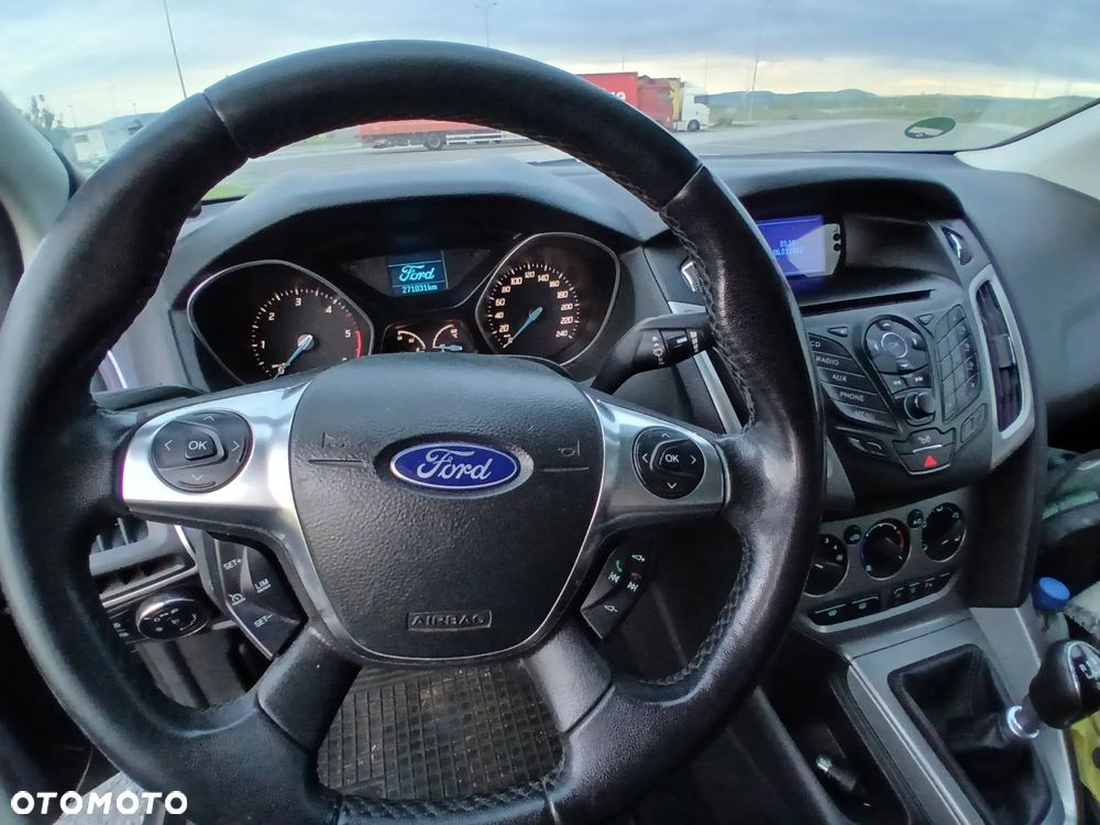 Ford Focus - 14