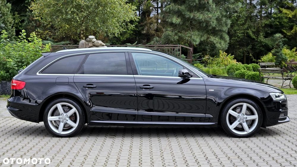 Audi A4 Avant 2.0 TDI DPF clean diesel quattro S tronic S line Sportpaket - 5