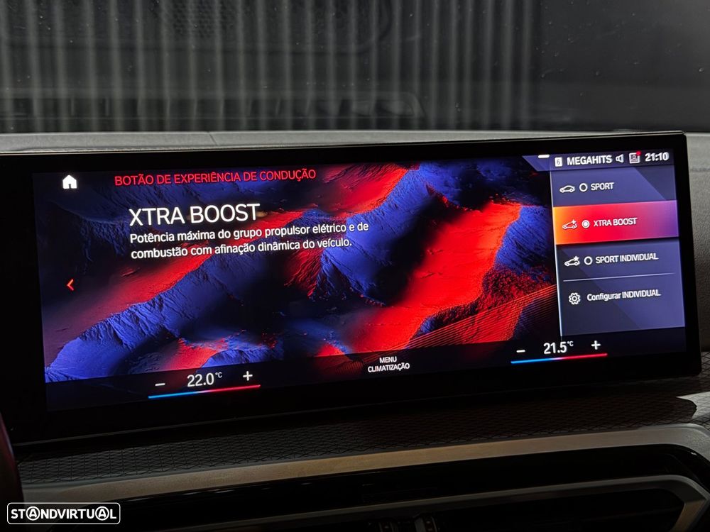 BMW 330 e Touring Pack Desportivo M Pro Auto - 35