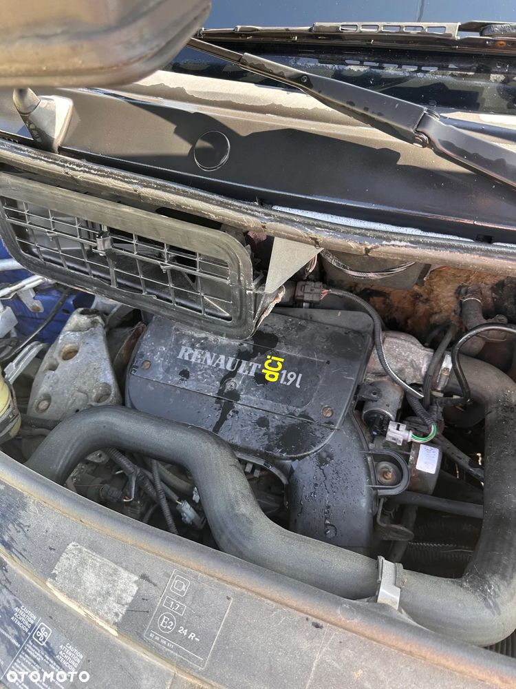 Renault Trafic Passenger - 10