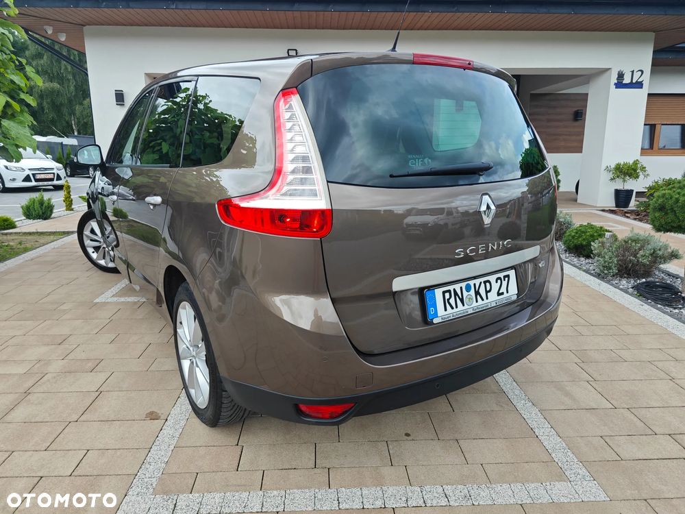 Renault Grand Scenic - 9