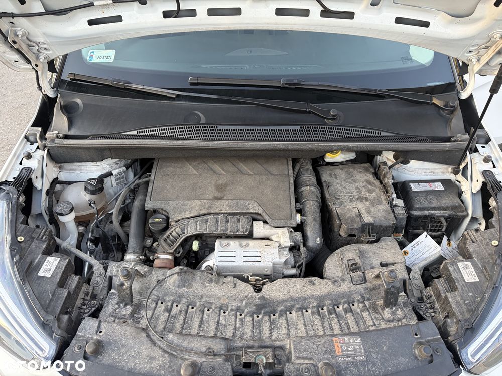 Opel Crossland X - 22