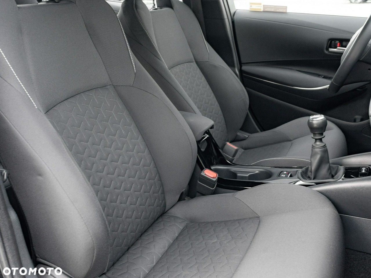 Toyota Corolla 1.2 T Comfort - 34