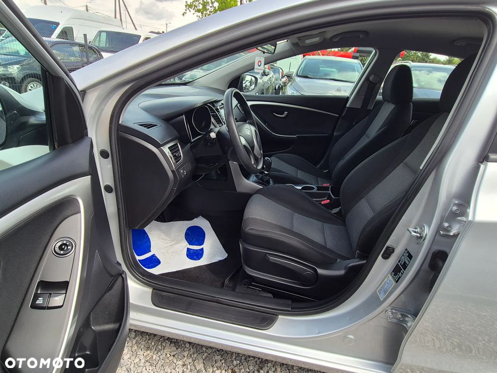 Hyundai i30 1.4 Comfort - 26