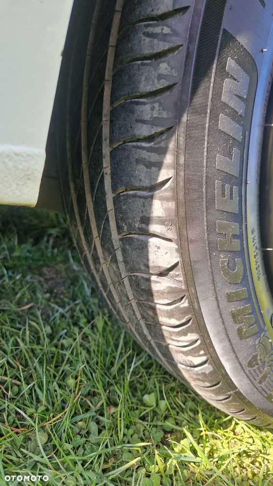 Peugeot 208 PureTech 75 Allure - 15