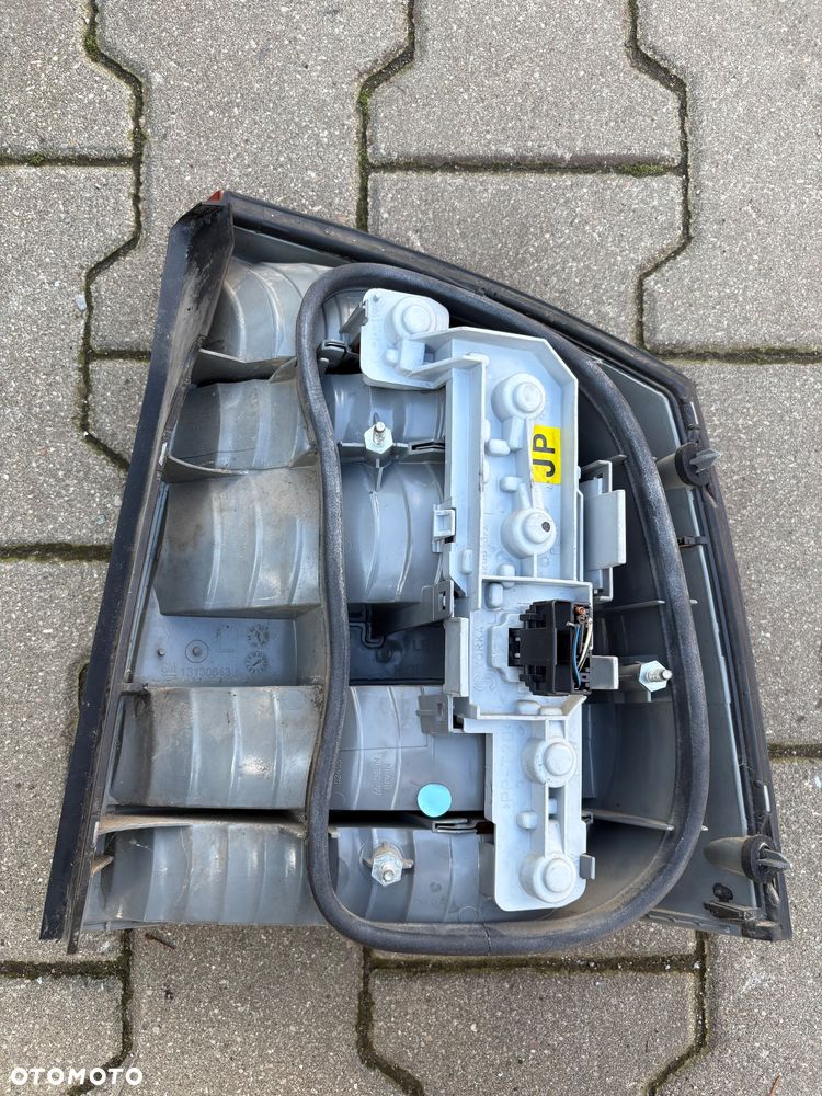 Lampa lewy tył Opel Vectra C - 6