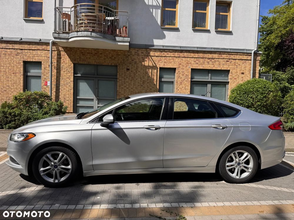 Ford Fusion - 8