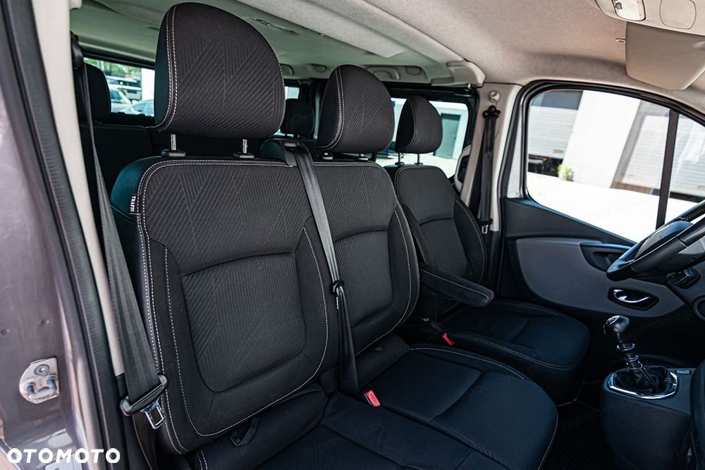 Renault Trafic - 12