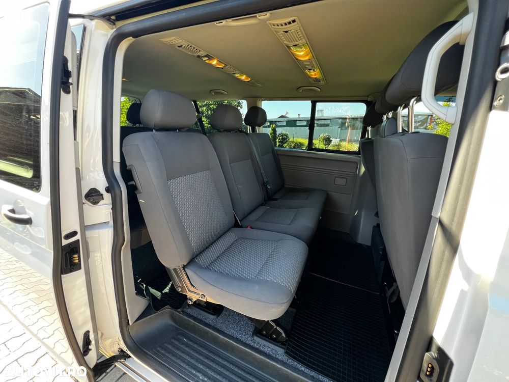Volkswagen Transporter Caravelle DSG Comfortline Lung - 23