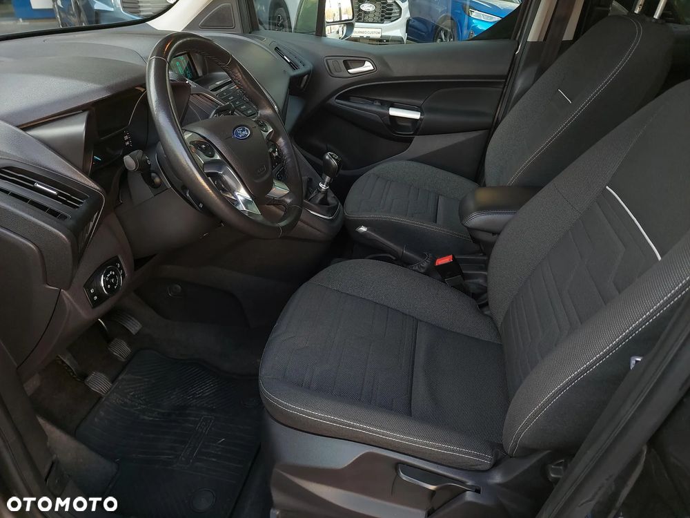 Ford Tourneo Connect 1.5 TDCi Titanium - 21
