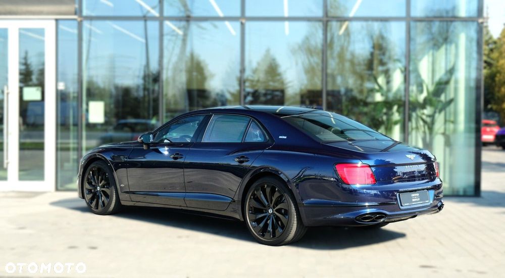 Bentley Flying Spur - 6